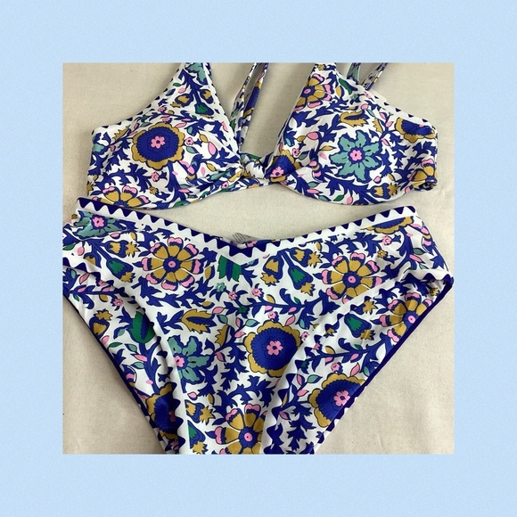 Multicolored two-piece bikini. 7 - Picture 2 of 5